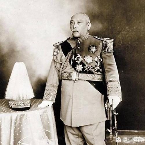袁世凯复辟:民国军阀张勋为什么敢逆潮流复辟清廷？