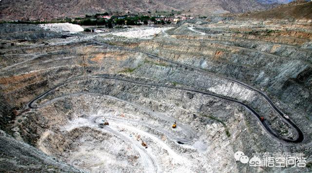 新疆可可托海的“宝石坑”蕴藏多少种宝石？