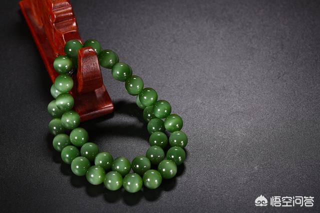 和田玉碧玉手镯价值,碧玉的收藏价值如何？如何鉴定？