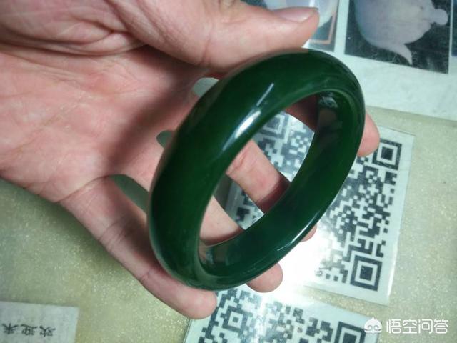 和田玉碧玉手镯价值,碧玉的收藏价值如何？如何鉴定？