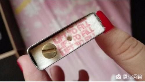 zippo打火机怎么加油,zorro打火机怎么加油？