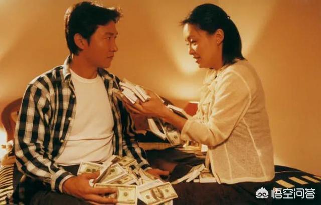 傅首尔个人资料简介:张子强被枪毙后，为什么他的妻子还能携巨款定居国外？