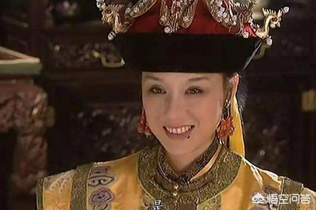 《康熙王朝》中容妃是康熙最喜欢的妃子，为什么会被康熙送入宗人府，后来又杀死所有看见她刷马桶的人？插图52