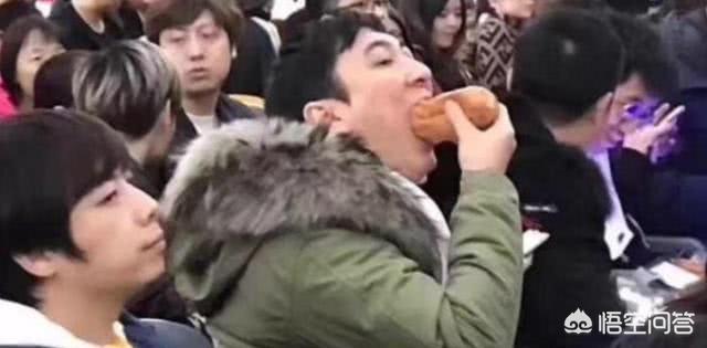王思聪房祖名聚餐:王思聪房祖名聚餐照片曝光，王思聪房祖名两人私下关系好吗
