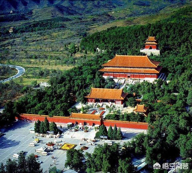 北京适合老人游玩的地方:北京哪些地方适合中老年人游玩？(北京哪里适合老人游玩)