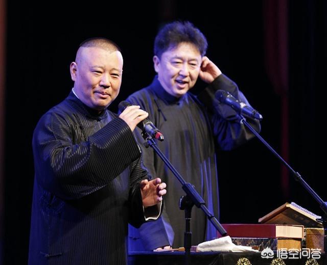 靳金来对少年郭德纲有哪些帮助？郭德纲为什么要力捧其孙靳鹤岚成为“德云三宝”主力成员？