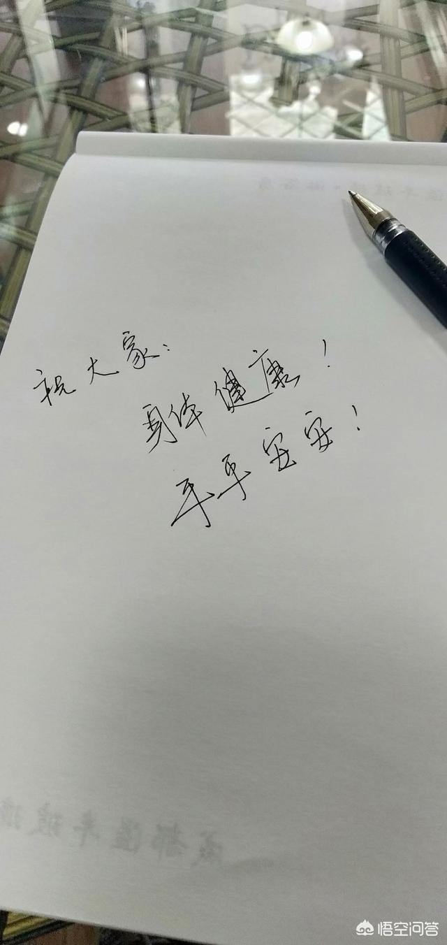 出生女婴抛下山崖:狗是用脚低出汗还是舌头出汗？