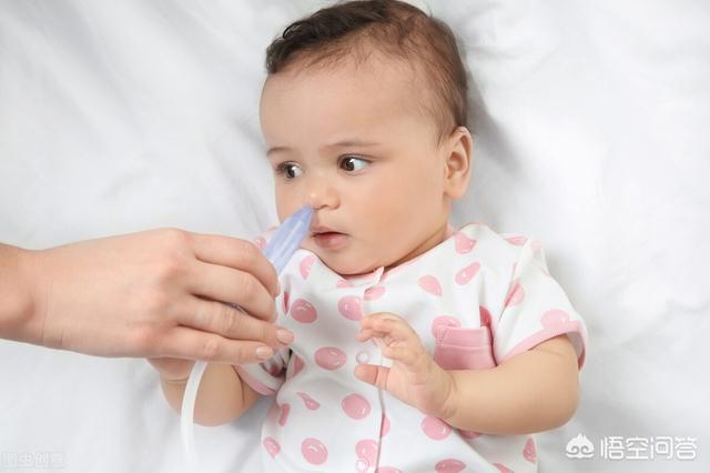 婴儿鼻屎太深怎么清理，新生儿的鼻屎堵住鼻孔怎么处理对宝宝鼻腔没有伤害