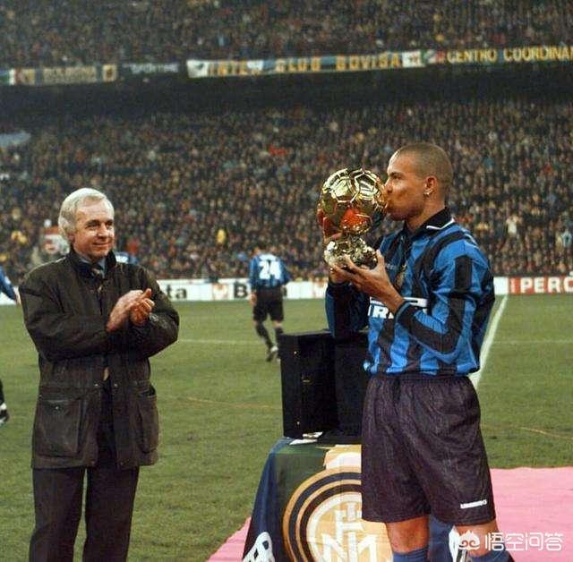 罗纳尔多为什么在巴萨只踢了一年就转回国米了呢？插图7