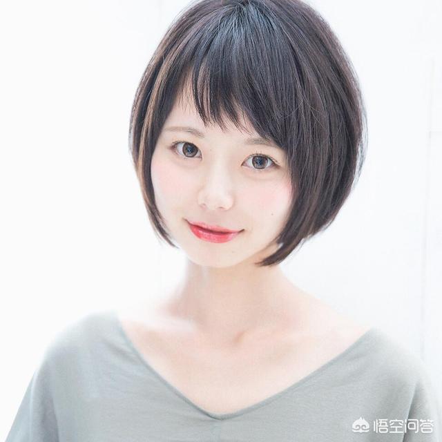 圆脸型女生适合哪些时尚又可爱的短发发型_清洁门户