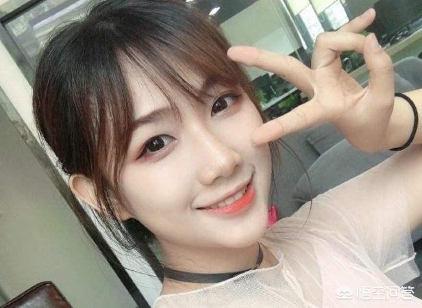 <a href=https://maguai.com/list/107-0-0.html target=_blank class=infotextkey>微商</a>截图王破解版:如何把纸质文档转化为word？