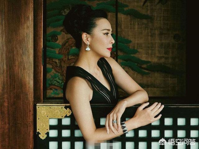 向佐郭碧婷蜜月吵架:郭碧婷和向佐的恋爱真的甜吗？