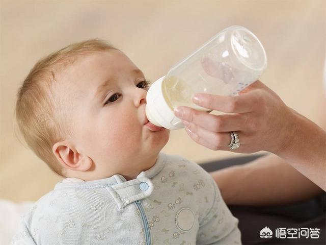 宝宝早上起床第一顿就喝奶粉，对身体好吗？
