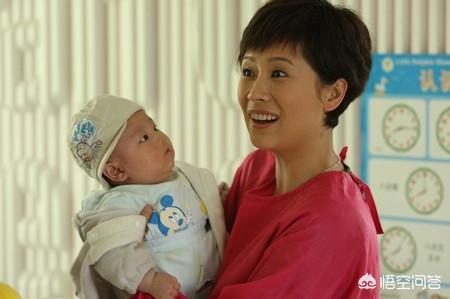 海清照片:海清姚晨梁静发表女性感言，中年演员还有选择权吗？