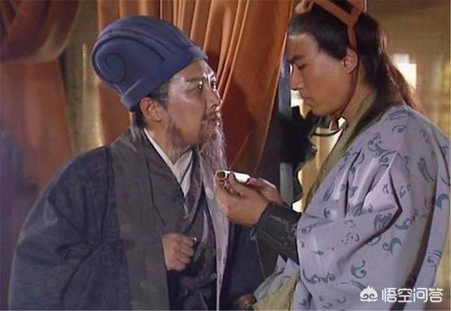 为什么诸葛亮推荐蒋琬在他死后接班当丞相，而不是让姜维接班
