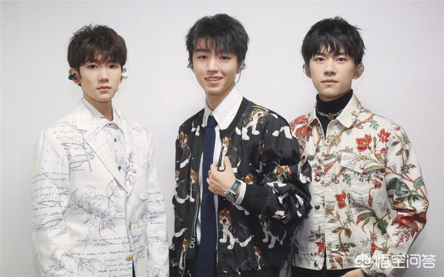 韩红强吻黄晓明:韩红究意患了什么病？状态如何？