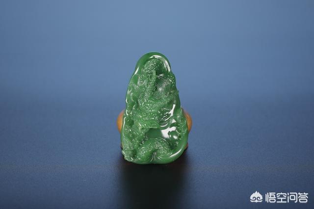 和田玉碧玉手镯价值,碧玉的收藏价值如何？如何鉴定？