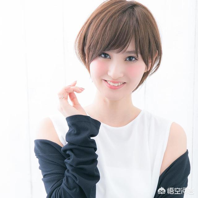 圆脸型女生适合哪些时尚又可爱的短发发型_清洁门户