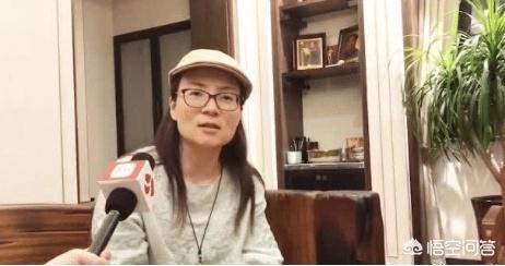 咸殷晶:苟晶人设崩了！不是学霸，而且撒谎，她还配当受害人吗？