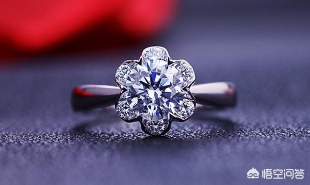 结婚钻戒价格多少可以诠释爱的真谛？