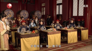 甄嬛传敦亲王:为什么曹贵人让甄嬛跳惊鸿舞，甄嬛不反驳？