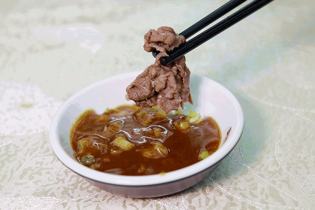 藏獒成火锅食材视频:南方人与北方人吃火锅都有什么特点？ 藏獒肉涮火锅