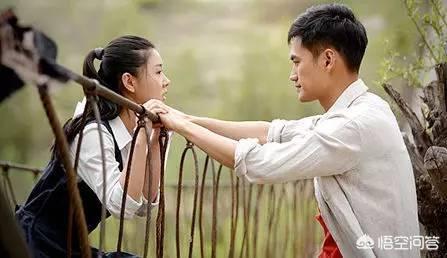 《平凡的世界》一书中,路遥为什么把孙少安的妻子秀莲和孙少平的恋人晓霞都写死了？你怎么看？