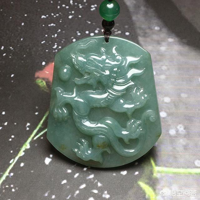 哪种玉最好最有灵性,哪种狗最具有灵性？为什么？