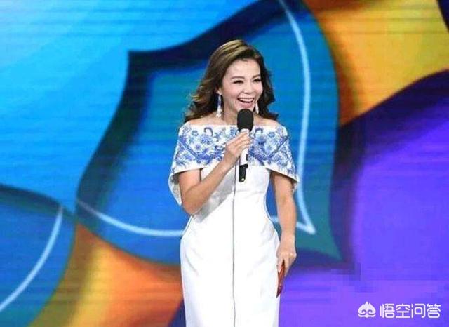 董卿李思思:董卿、周涛、朱迅和李思思，你心目中哪一位是央视一姐？