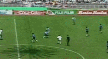 风之子卡尼吉亚是谁，90世界杯马拉多纳踢巴西时他的脚怎么了