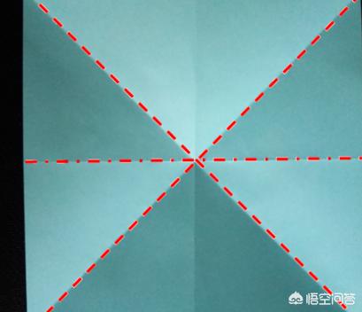 折耳兔怎么画简单:如何用纸折一只会跳的兔子？