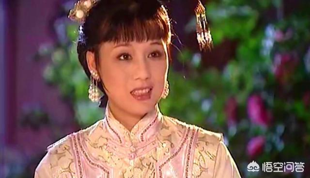 《康熙王朝》中容妃是康熙最喜欢的妃子，为什么会被康熙送入宗人府，后来又杀死所有看见她刷马桶的人？插图1