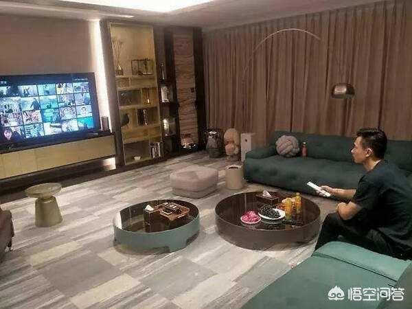 冯潇霆年薪:足球运动员冯潇霆是年轻球员的榜样吗？为什么？