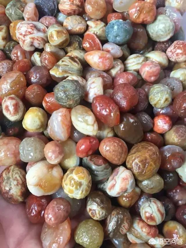 玉石原石图片,你们的玉石收藏拿出来欣赏一下，可以吗？