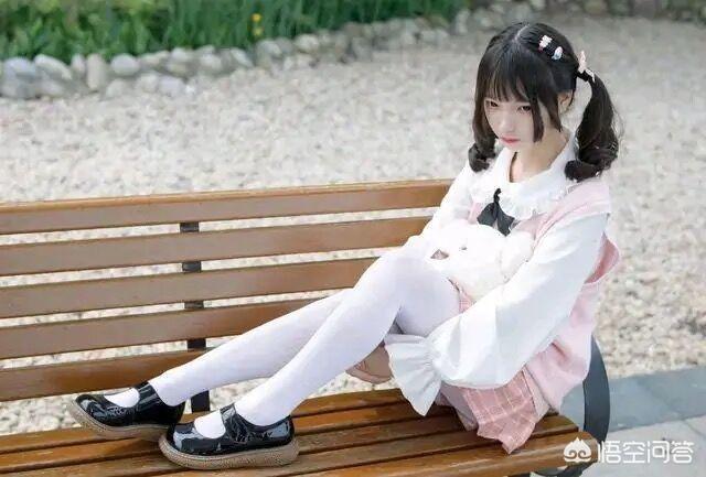 cosplay：白丝袜有不少缺点,为什么coser依然喜欢？