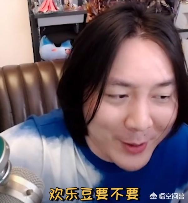 张大仙试驾340W宾利，却惨遭导购员歧视，直播吐槽引发水友热议，你怎么看？