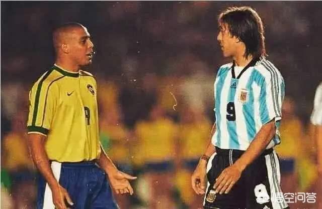 罗纳尔多为什么在巴萨只踢了一年就转回国米了呢？插图4