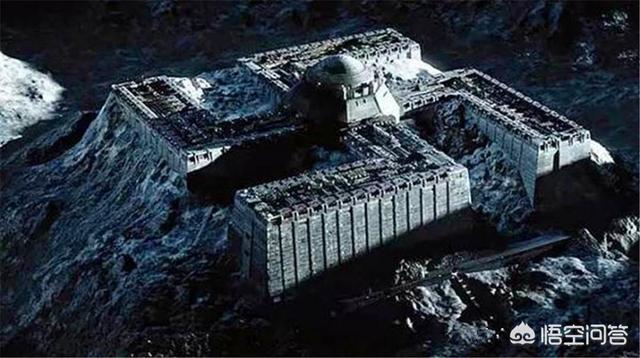 南极雪地灵异事件:传说希特勒跑到了北极地下基地，一直到去世，是真的吗？