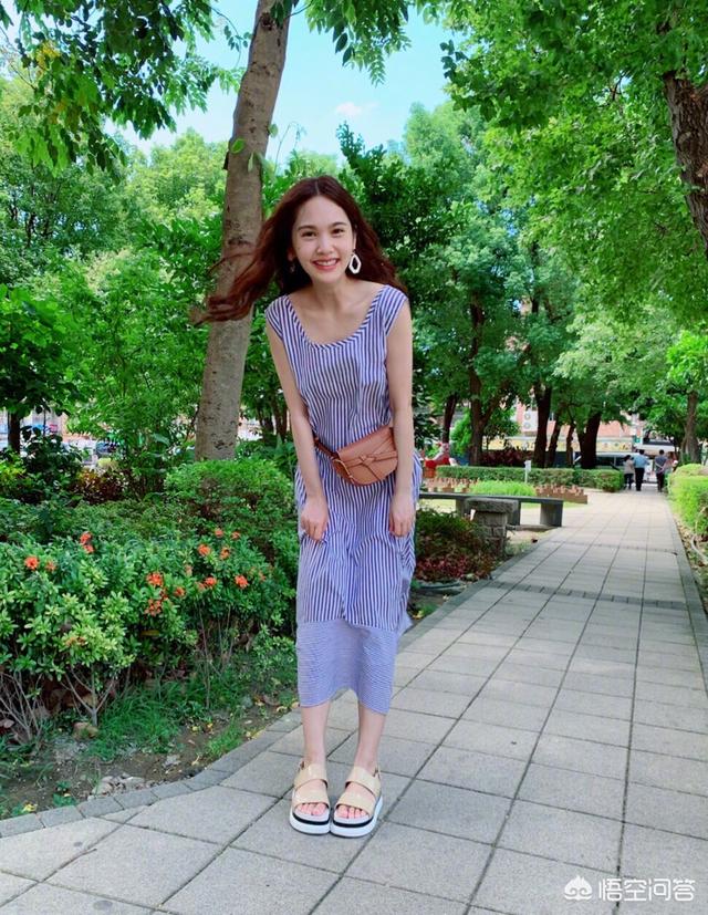 杨丞琳发型图片:杨丞琳最近有哪些新的穿搭风格可以借鉴的？