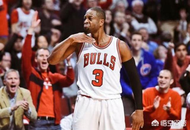 库里扔牙套罚5万:NBA每年罚款高达数千万美元，这些钱联盟是如何处理的？