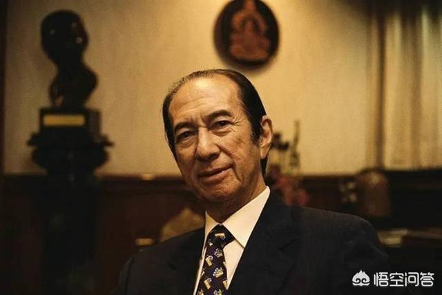 向华强在北京被谁打:何鸿燊和向华强谁更厉害？
