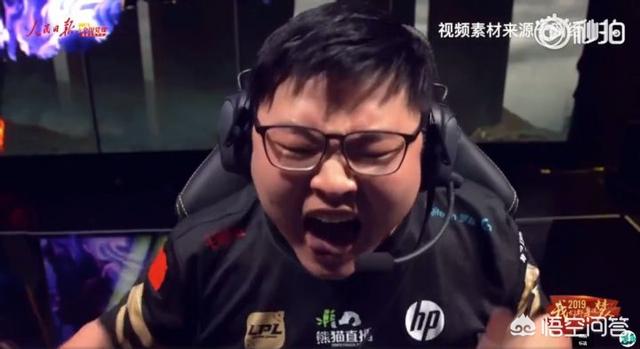神超退役: 为什么神超的跳槽会引起这么大的风波呢？