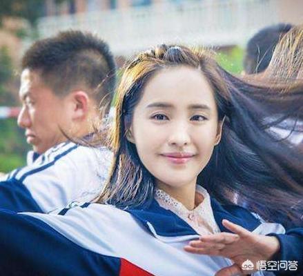 王丽坤多少岁:为什么说前辈伊能静的才艺还不如后生王智王丽坤？