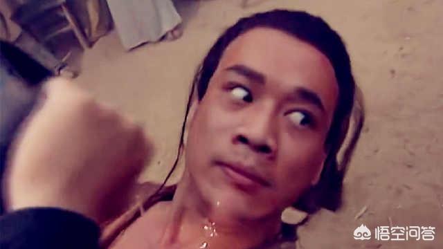 萧峰开始对段誉不是很了解就和他结拜，慕容复在前期萧峰是对他很认可的却没结拜！为何？插图36