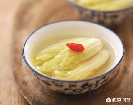 北京美食,一小碗的开水白菜,为何说是“国宴菜”的味道？