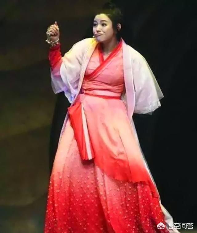 为什么同样演紫霞仙子，董璇被赞有望超过朱茵，而陈妍希却不被网友认可？