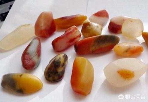 黄玉原石图片,黄蜡石品质好的，能成为下一个新宠吗？