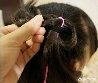 什么头发又简单又好看,小女孩怎么梳头发既简单又好看？