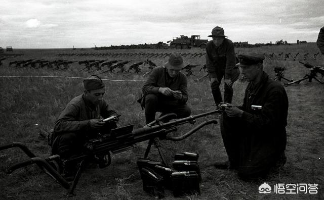 苏联不敢公布的照片，蒙古曾被苏军入侵统治，为何苏联统治期间禁止蒙古人崇拜成吉思汗