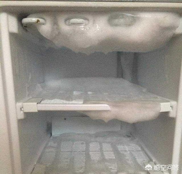 冰箱冷冻室结冰怎么办：冰箱冷冻室结冰的原因和解决方法